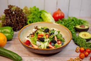 Salad after Meals Benefits 