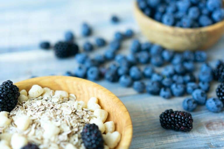 healthy blue foods, drinks and snacks